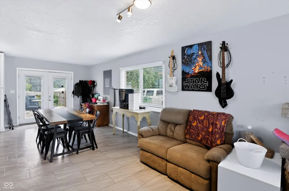 501 Bend Road Beech Grove, IN 46107