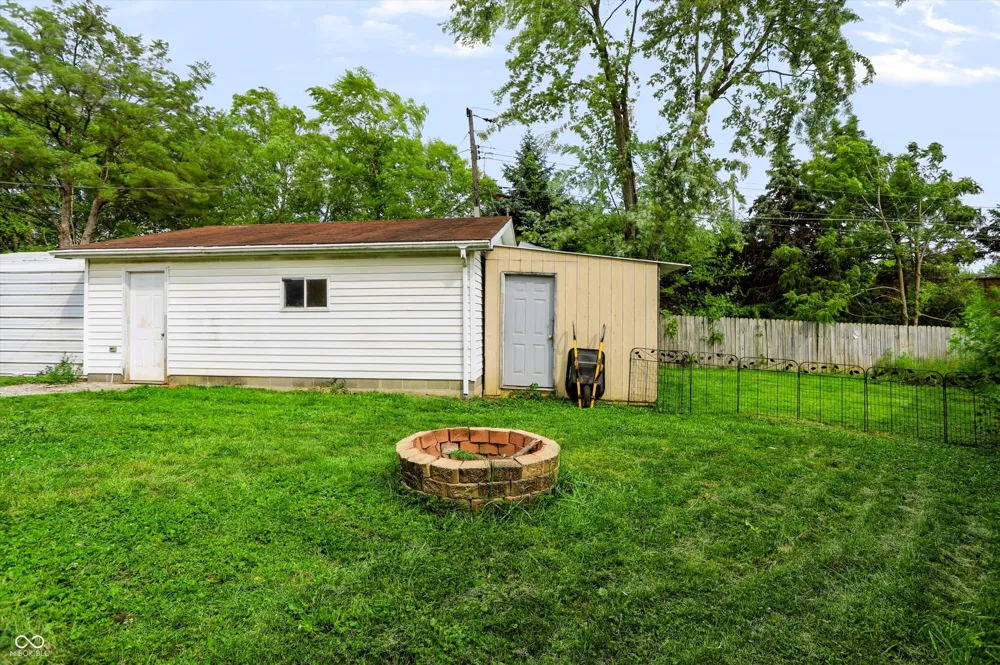 501 Bend Road Beech Grove, IN 46107