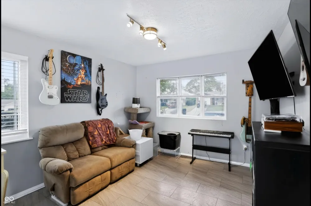 501 Bend Road Beech Grove, IN 46107
