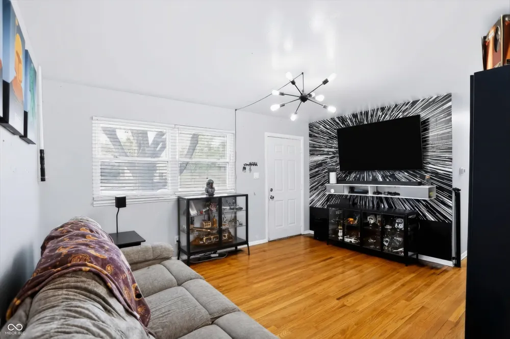 501 Bend Road Beech Grove, IN 46107