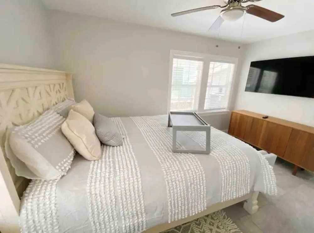 4312 Avenue O 1/2 Galveston, TX 77550