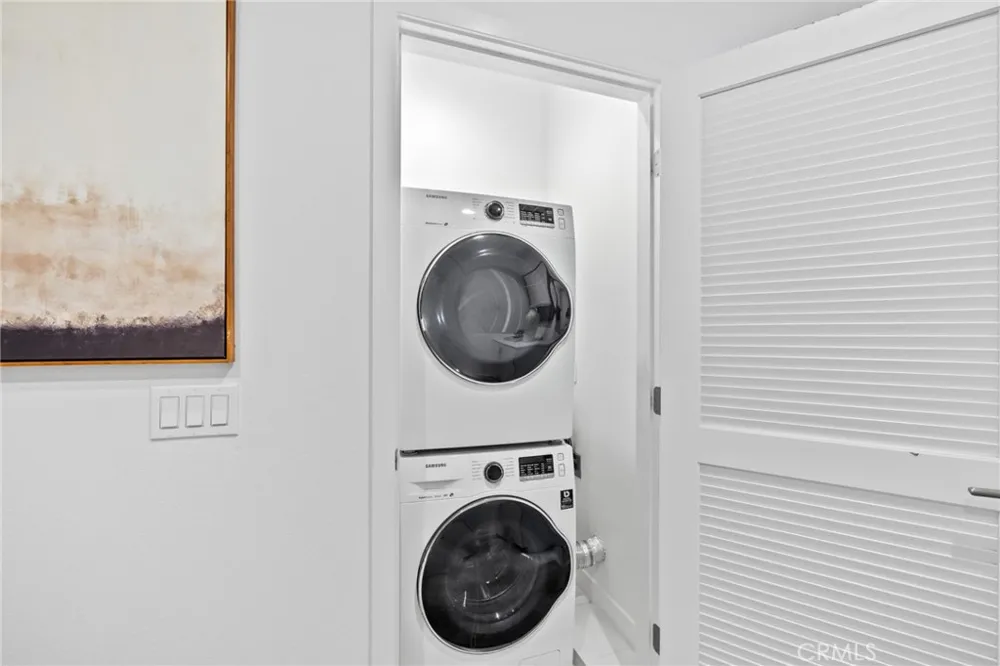 419 Falcon Place Covina, CA 91723