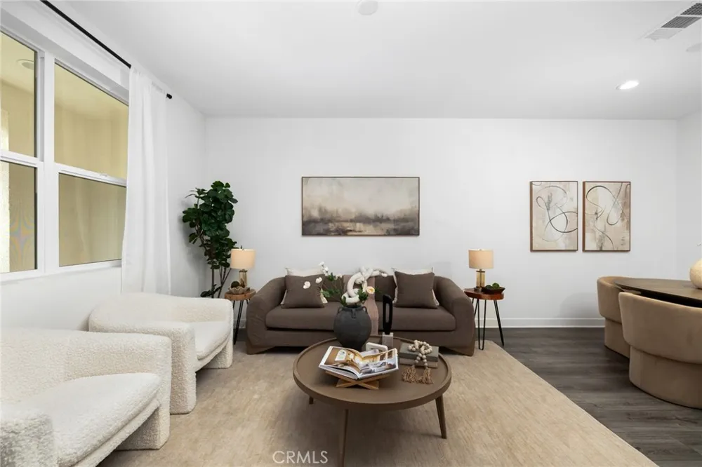 419 Falcon Place Covina, CA 91723