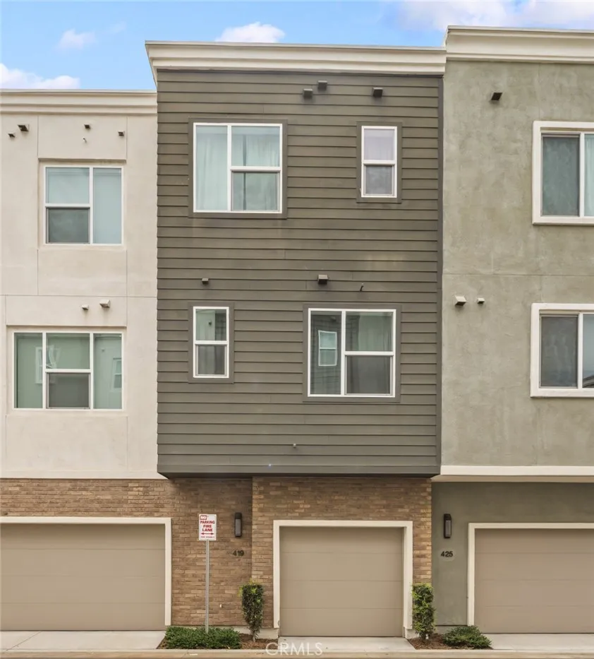 419 Falcon Place Covina, CA 91723