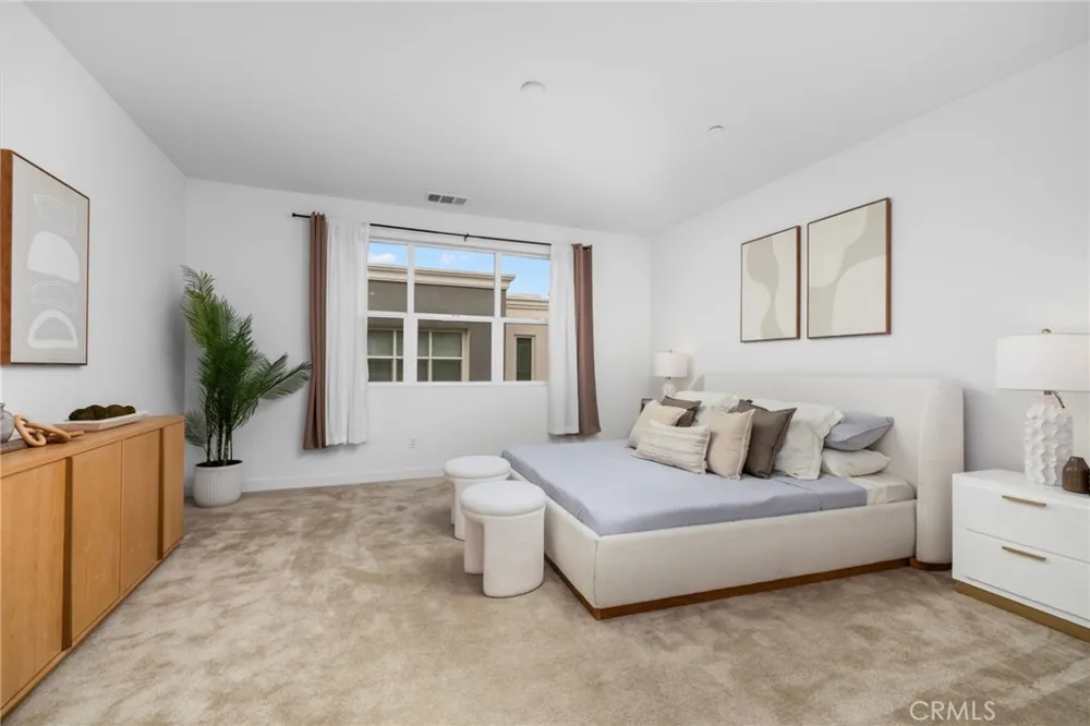 419 Falcon Place Covina, CA 91723