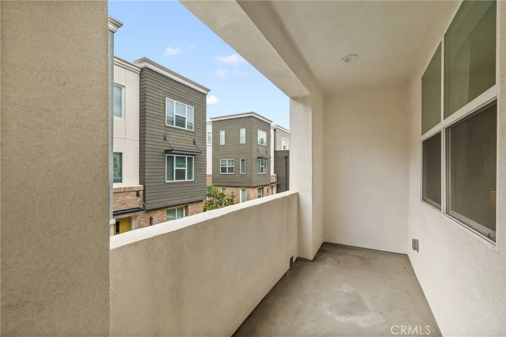 419 Falcon Place Covina, CA 91723