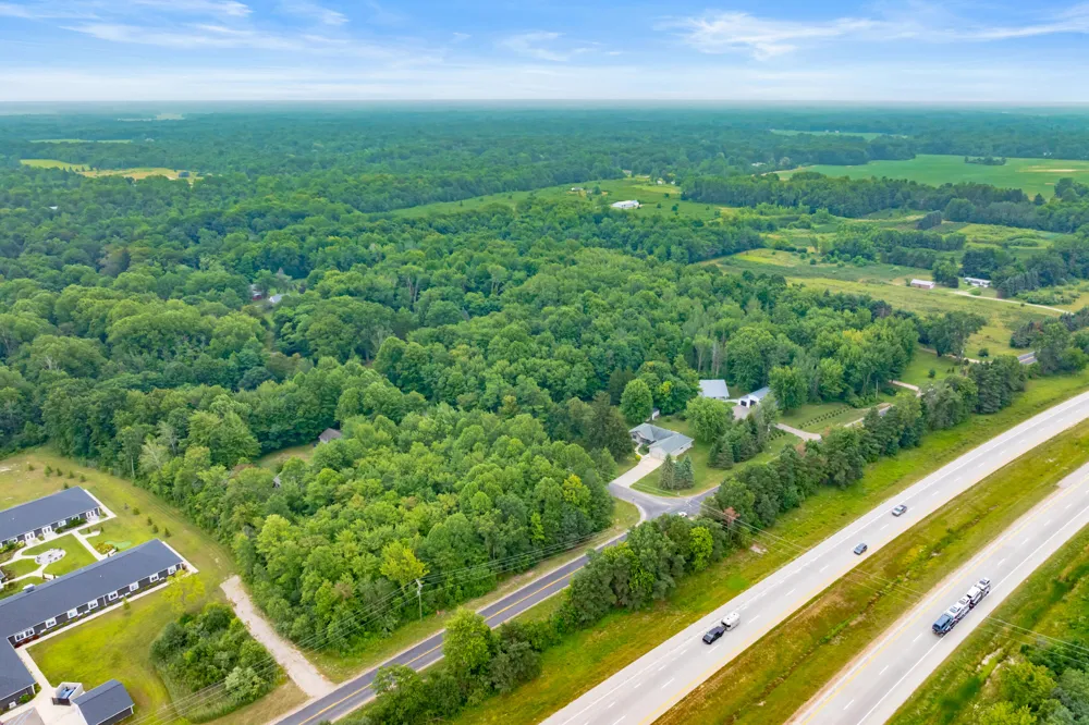 6th Avenue South Haven, MI 49090
