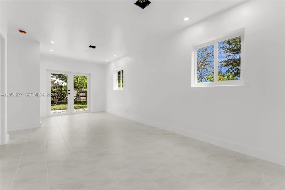 3611 SW 36th St West Park, FL 33023