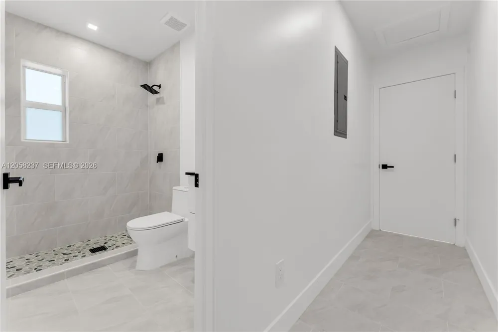 3611 SW 36th St West Park, FL 33023