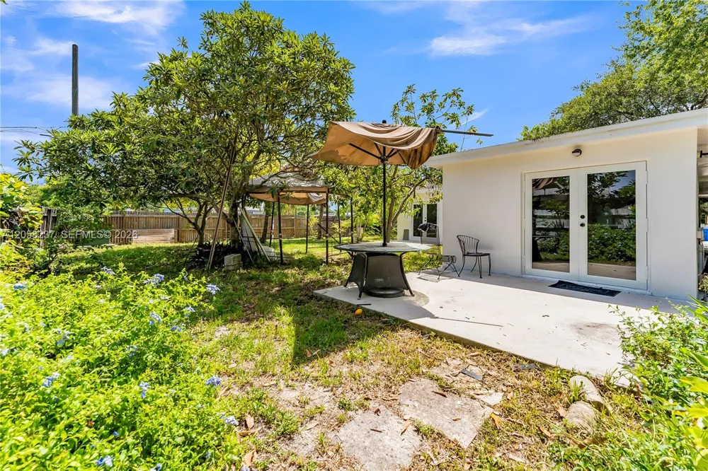 3611 SW 36th St West Park, FL 33023