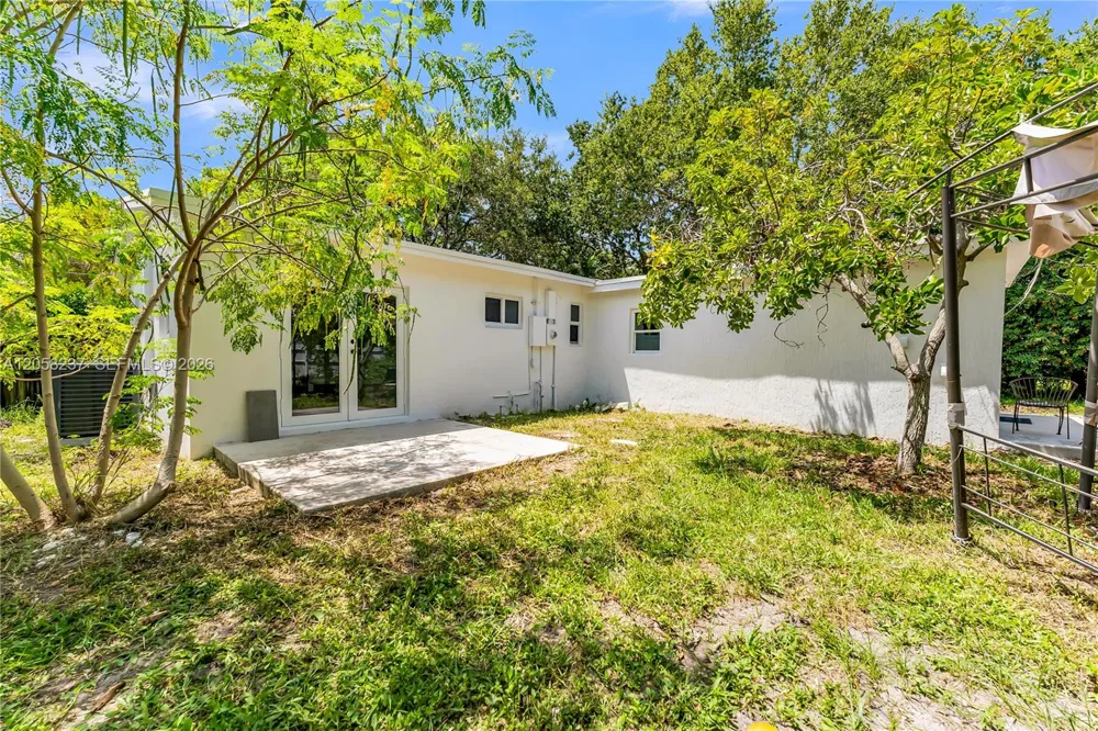 3611 SW 36th St West Park, FL 33023