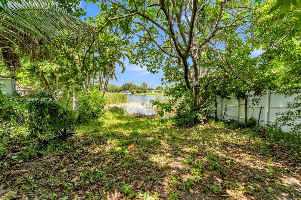 3611 SW 36th St West Park, FL 33023
