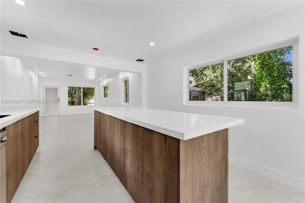 3611 SW 36th St West Park, FL 33023