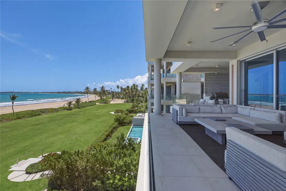 7000 BAHIA BEACH BOULEVARD #Ocean Drive 3301 Rio Grande, PR 00745