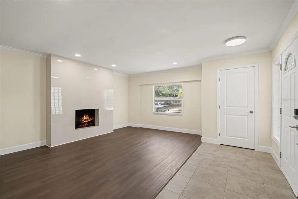4247 HELENA STREET NE St Petersburg, FL 33703