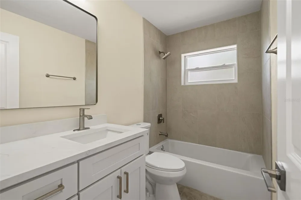 4247 HELENA STREET NE St Petersburg, FL 33703