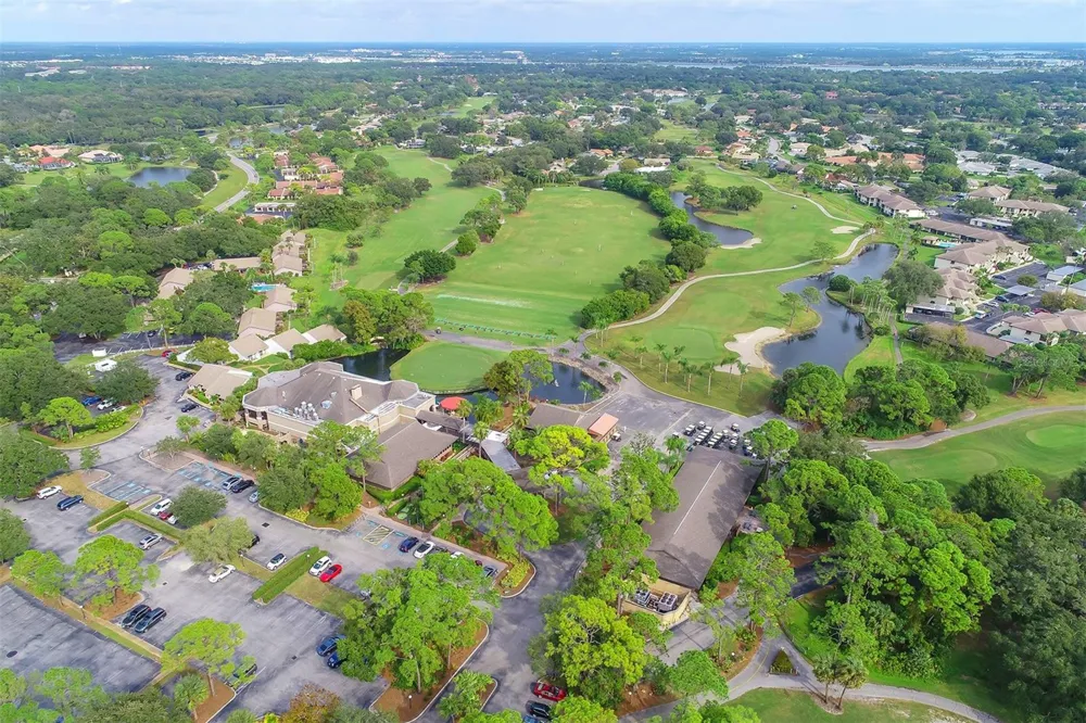 3127 LONGMEADOW #2 Sarasota, FL 34235