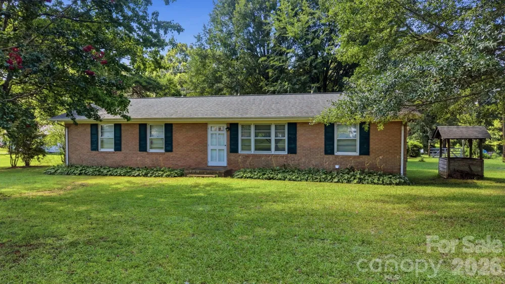 8116 Indian Trail Fairview Road Indian Trail, NC 28079