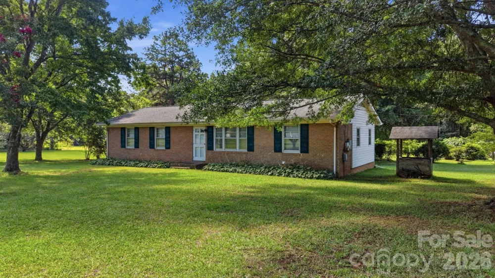 8116 Indian Trail Fairview Road Indian Trail, NC 28079