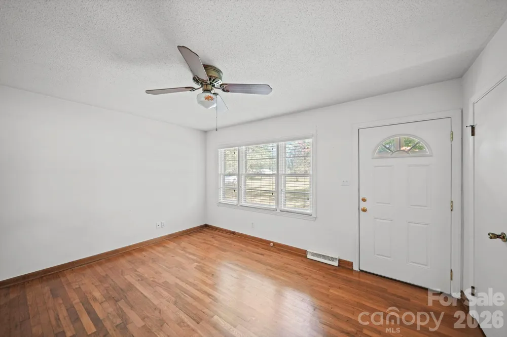 8116 Indian Trail Fairview Road Indian Trail, NC 28079