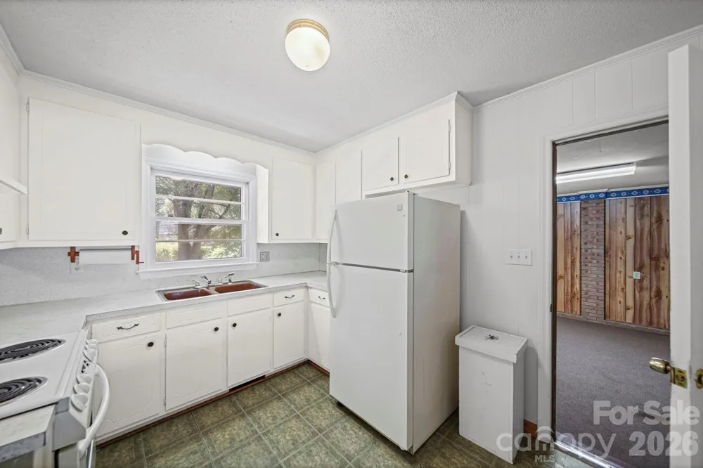 8116 Indian Trail Fairview Road Indian Trail, NC 28079