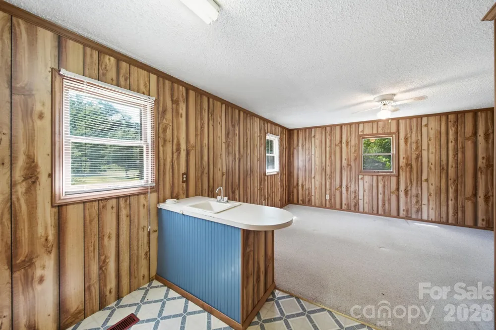 8116 Indian Trail Fairview Road Indian Trail, NC 28079