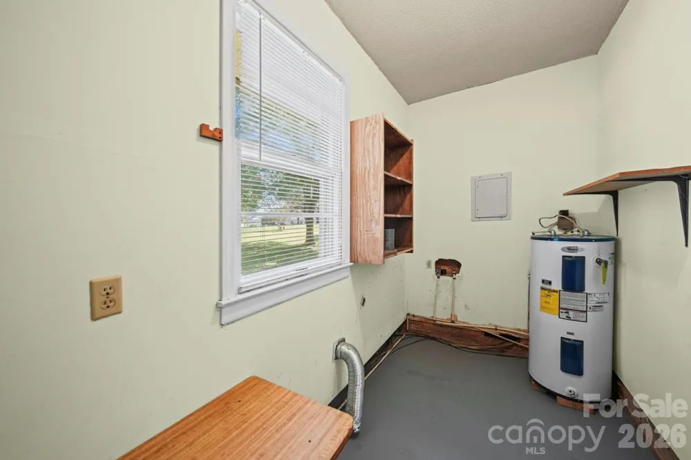 8116 Indian Trail Fairview Road Indian Trail, NC 28079