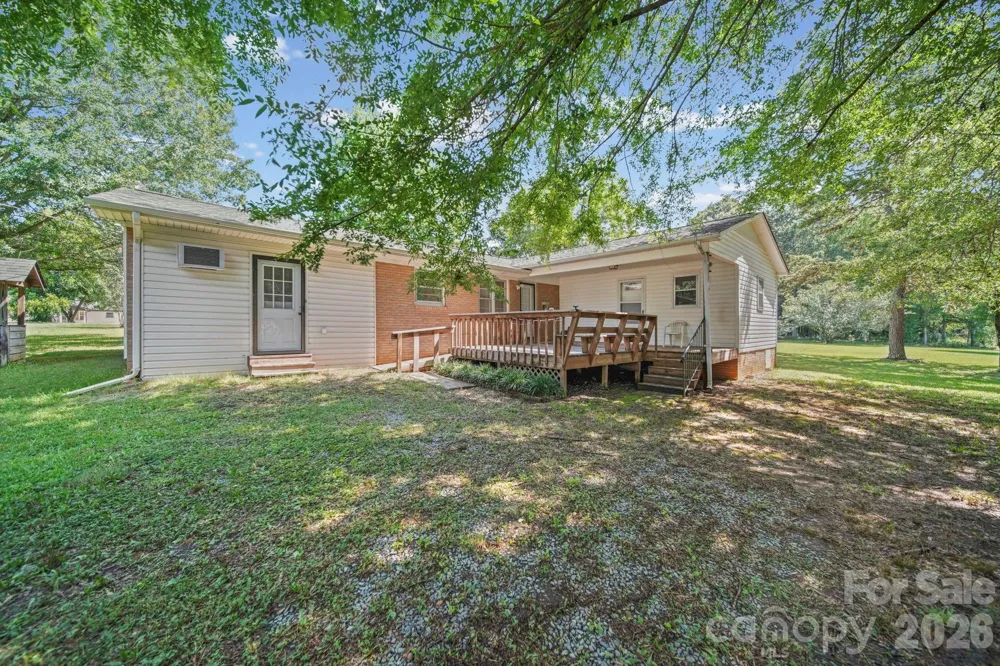 8116 Indian Trail Fairview Road Indian Trail, NC 28079