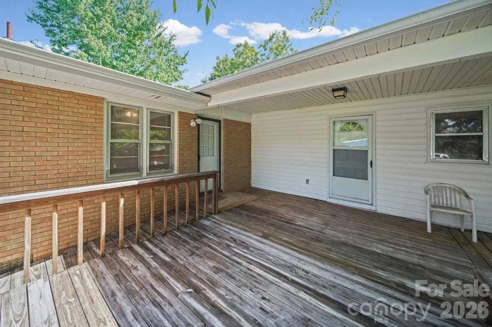 8116 Indian Trail Fairview Road Indian Trail, NC 28079