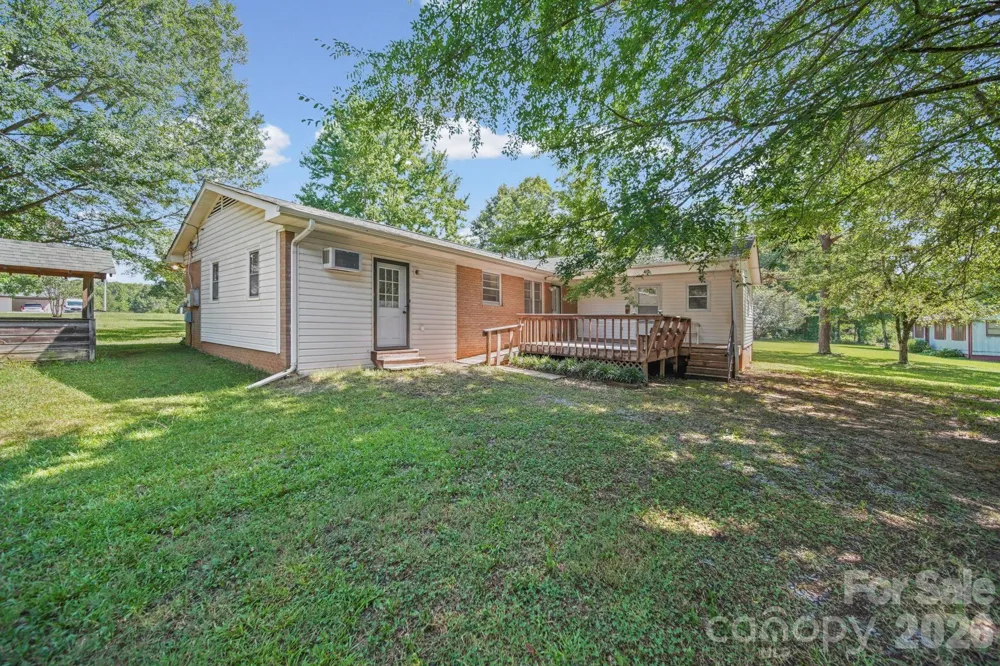 8116 Indian Trail Fairview Road Indian Trail, NC 28079