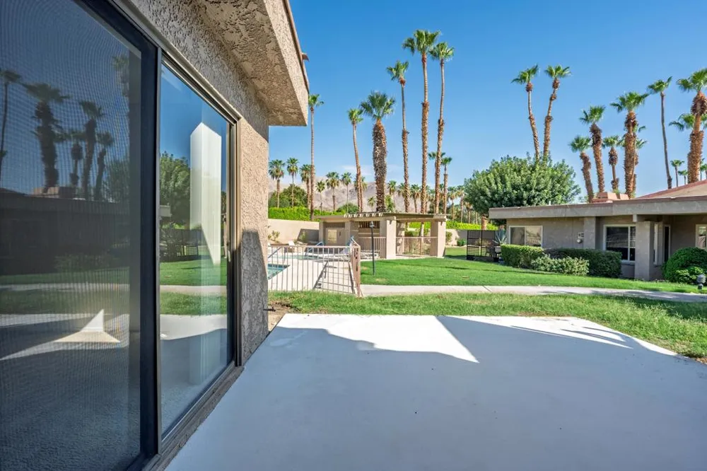 48953 Canyon Crest Lane Palm Desert, CA 92260