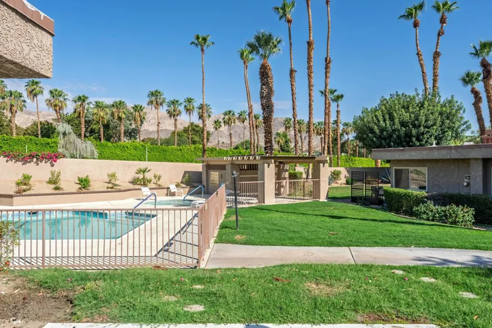 48953 Canyon Crest Lane Palm Desert, CA 92260