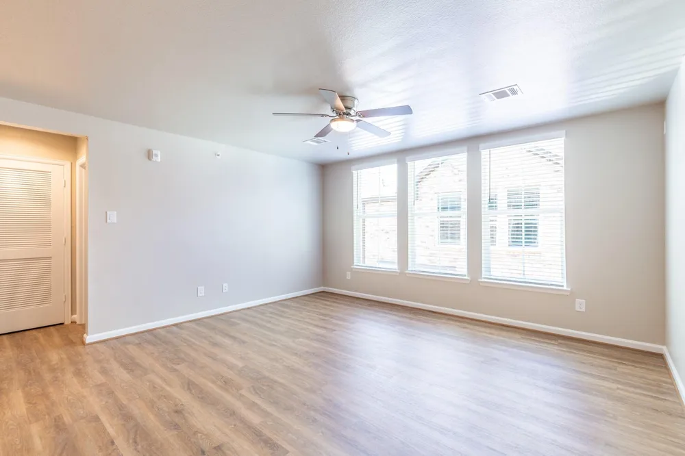 217 Park Place Circle #C Waller, TX 77484