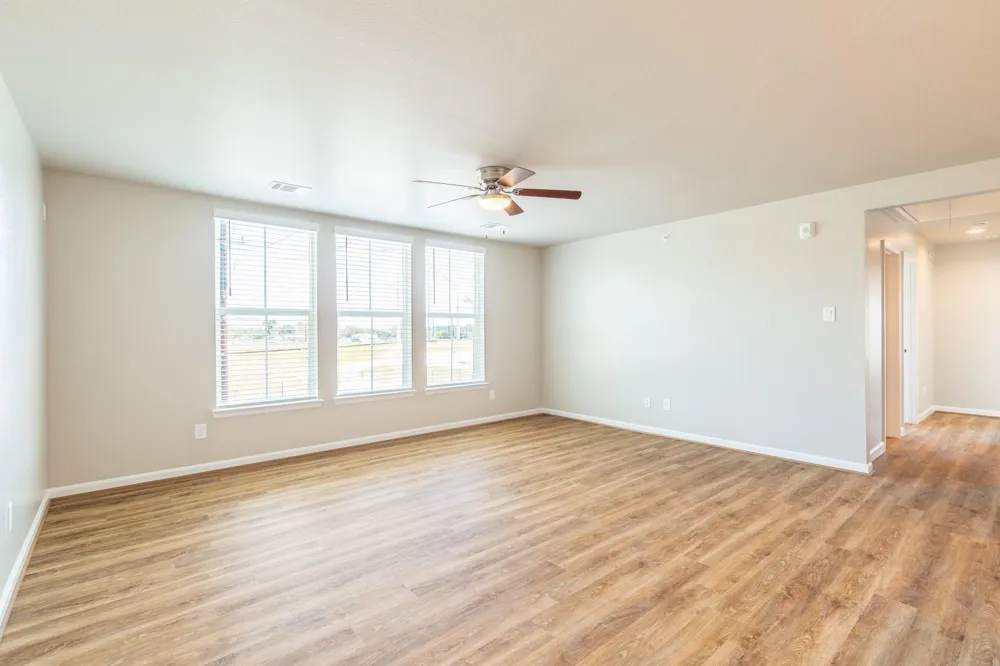 219 Park Place Circle #D Waller, TX 77484