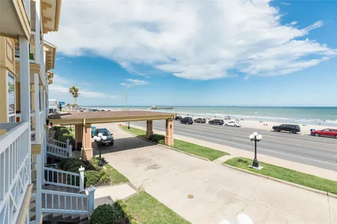 6300 Seawall Boulevard #1201