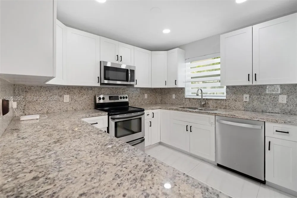 309 SE 3rd Ter Deerfield Beach, FL 33441