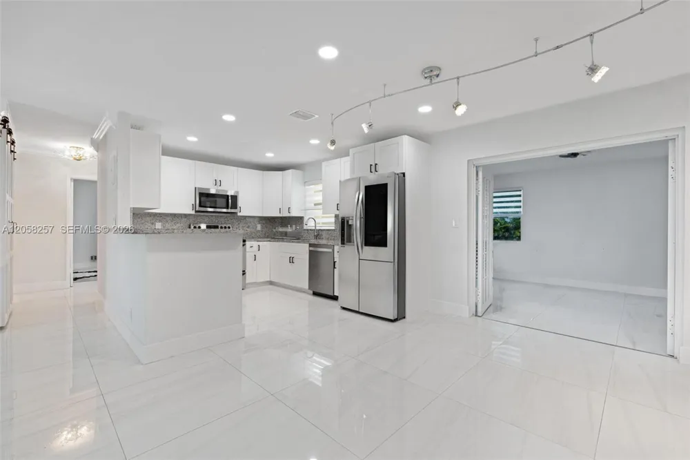 309 SE 3rd Ter Deerfield Beach, FL 33441