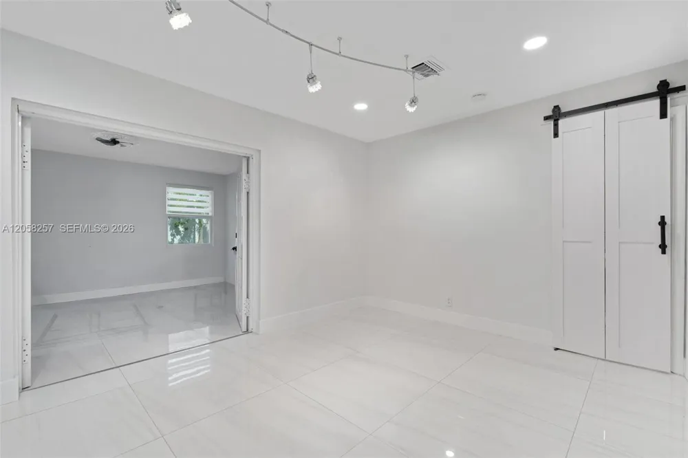 309 SE 3rd Ter Deerfield Beach, FL 33441