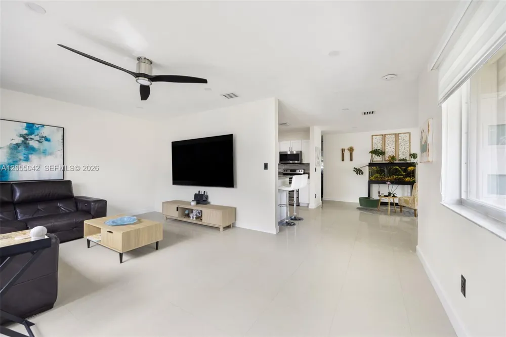 18681 Belview Dr Cutler Bay, FL 33157