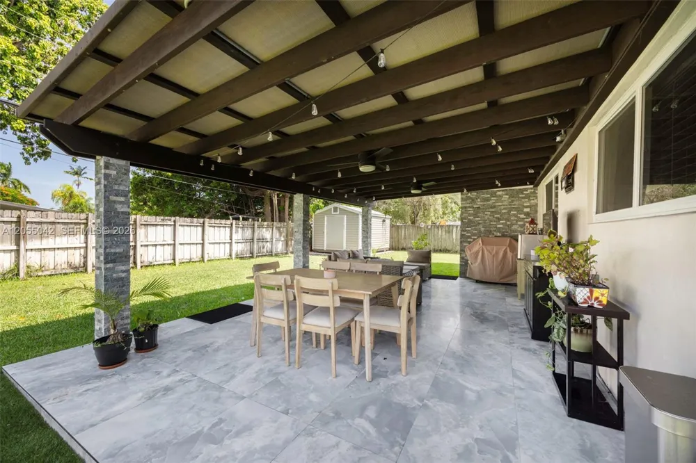 18681 Belview Dr Cutler Bay, FL 33157