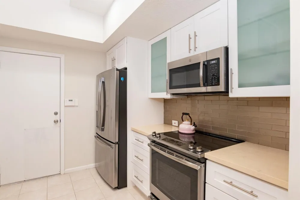 7691 CARDINAL COURT West Palm Beach, FL 33412