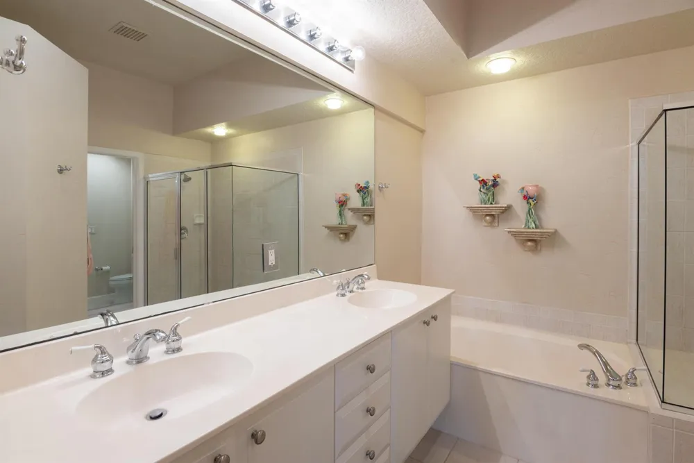 7691 CARDINAL COURT West Palm Beach, FL 33412