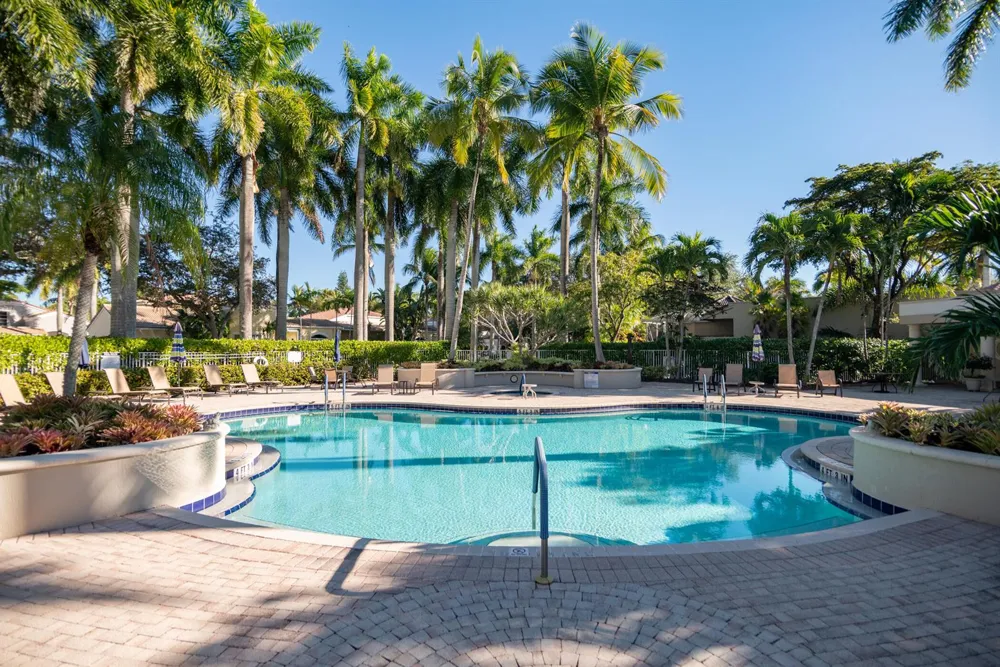 7691 CARDINAL COURT West Palm Beach, FL 33412