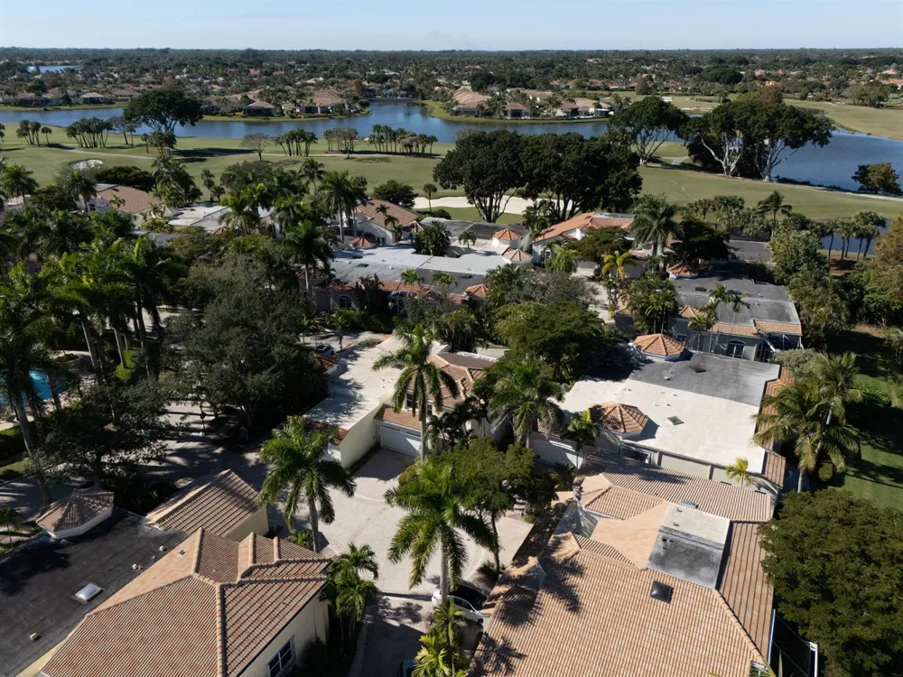 7691 CARDINAL COURT West Palm Beach, FL 33412