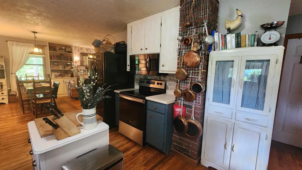340 Christian Community Rd Livingston, TN 38570