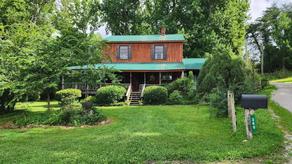 340 Christian Community Rd Livingston, TN 38570