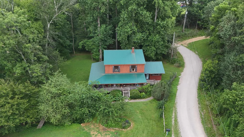 340 Christian Community Rd Livingston, TN 38570