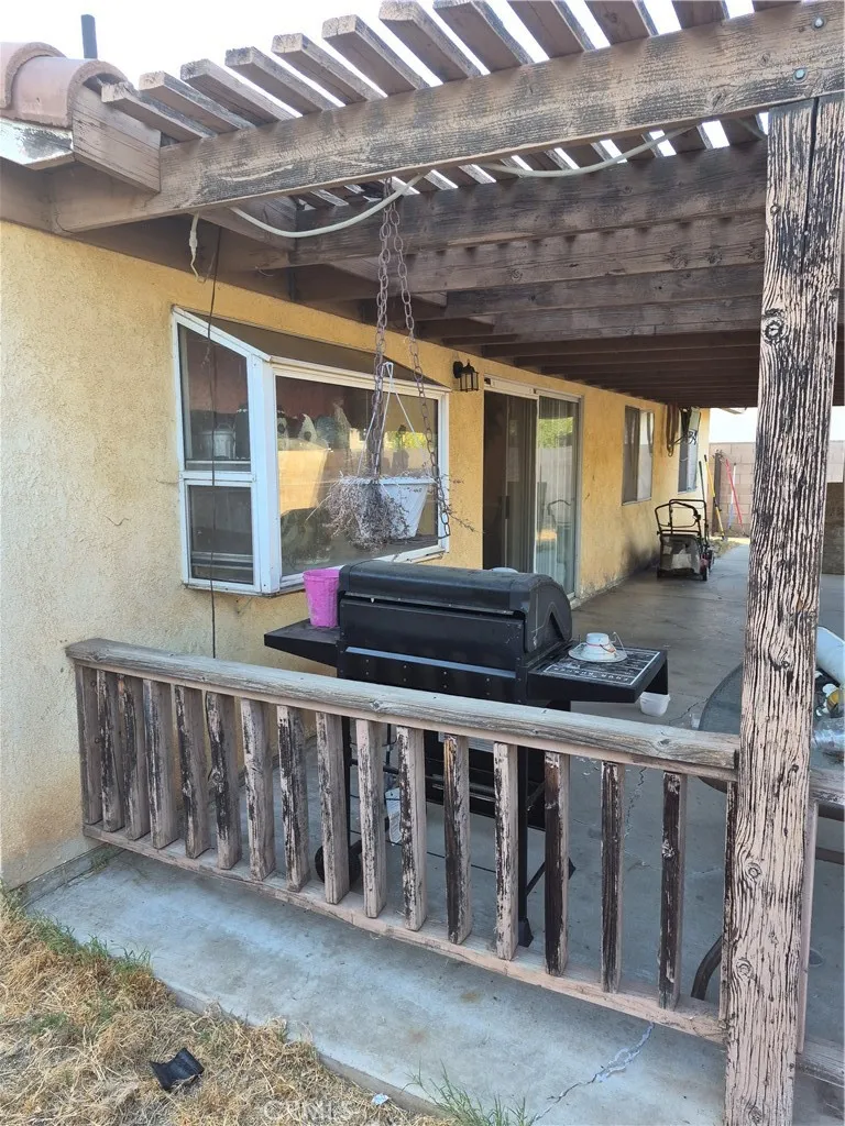 14830 La Brisis Way Moreno Valley, CA 92553