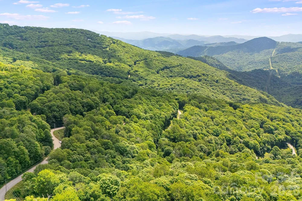 10 Buckeye Road #10 Mars Hill, NC 28754