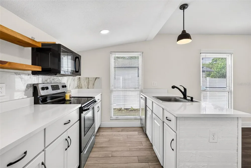 14352 LAWRENCE STREET Dade City, FL 33523